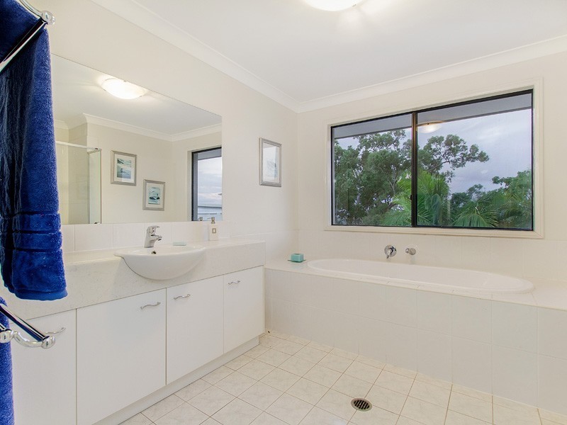 41 Coralcoast Drive, Tallai QLD 4213