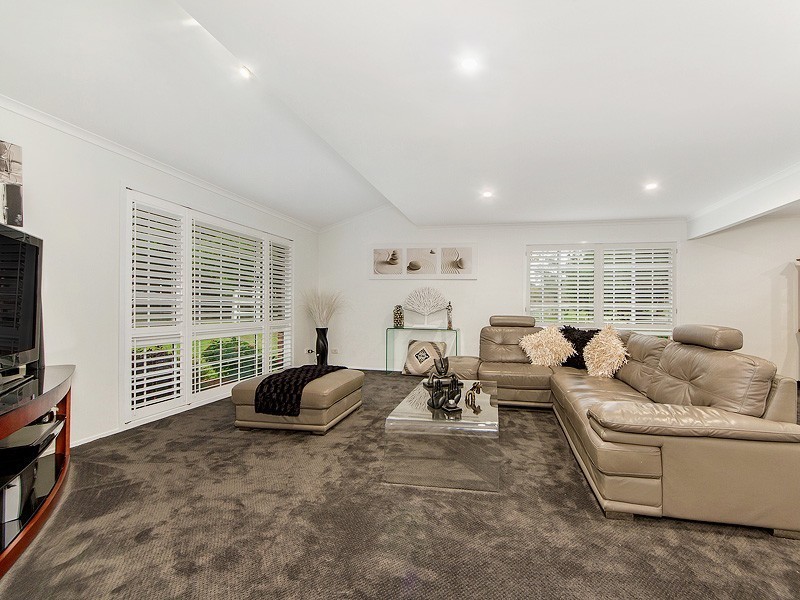 66 Valley Drive, Tallebudgera QLD 4228