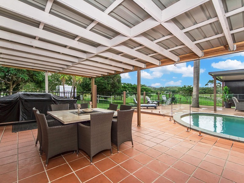 66 Valley Drive, Tallebudgera QLD 4228