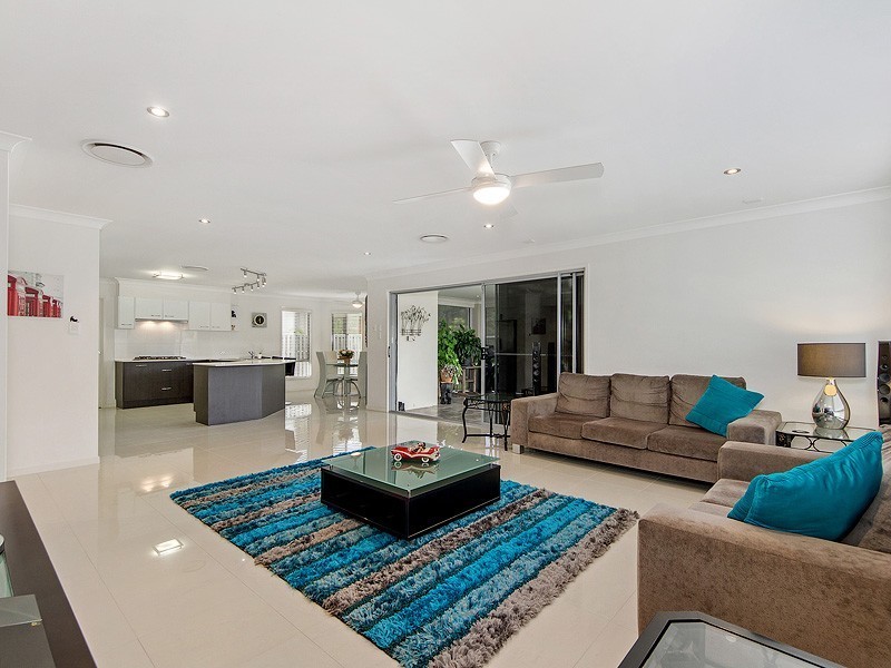 42 Skywatch Circuit, Reedy Creek QLD 4227