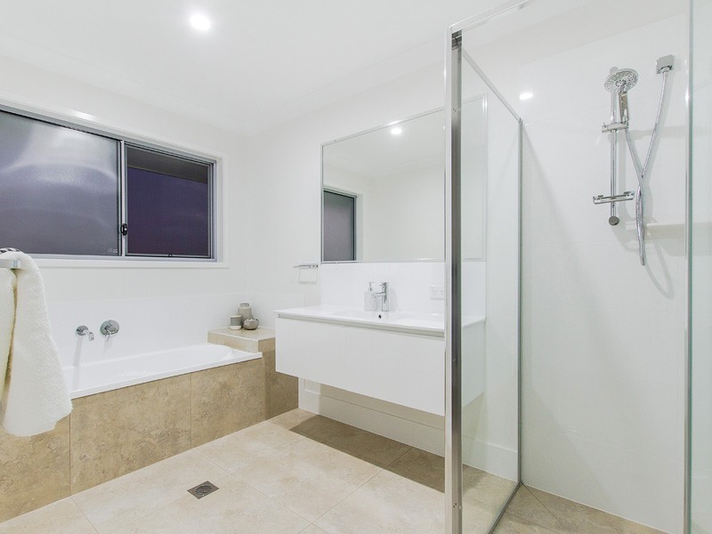 26 Panorama Drive, Reedy Creek QLD 4227