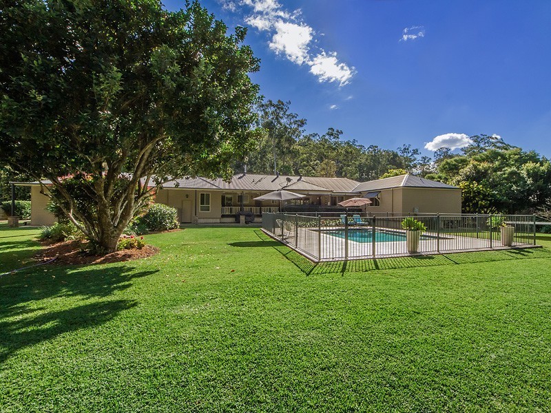 27 Kooringal Court, Tallebudgera QLD 4228