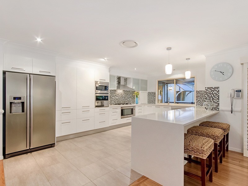 27 Kooringal Court, Tallebudgera QLD 4228