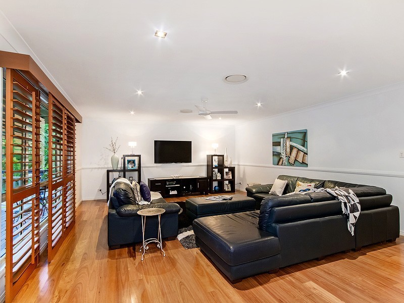 27 Kooringal Court, Tallebudgera QLD 4228