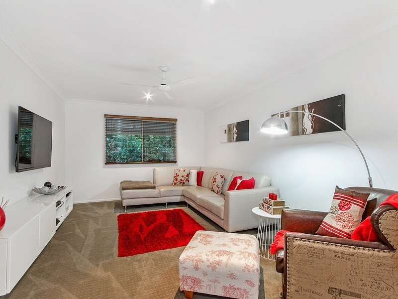 27 Kooringal Court, Tallebudgera QLD 4228