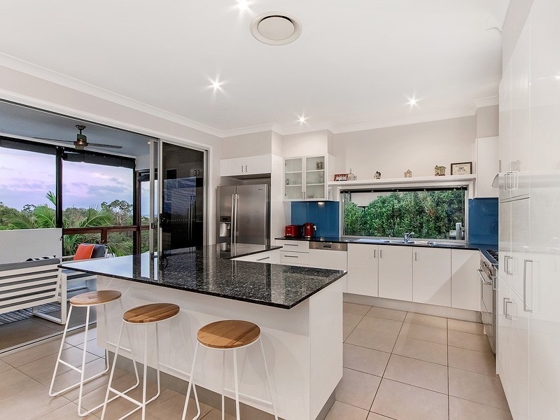 15 Barton Street, Reedy Creek QLD 4227