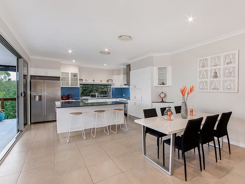 15 Barton Street, Reedy Creek QLD 4227