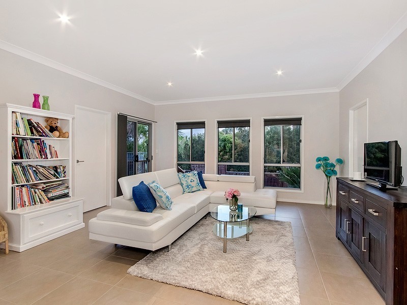 15 Barton Street, Reedy Creek QLD 4227