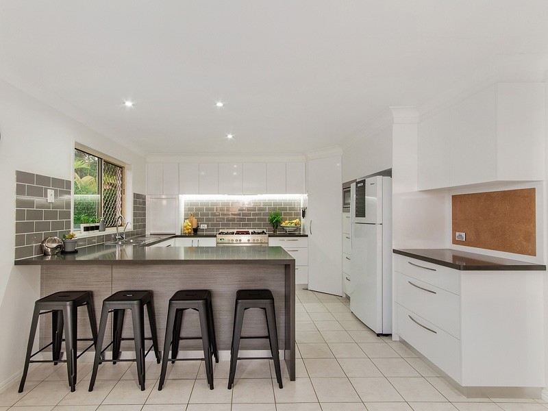 28 Leopard Avenue, Elanora QLD 4221