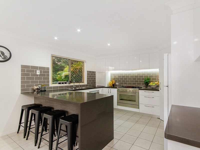 28 Leopard Avenue, Elanora QLD 4221