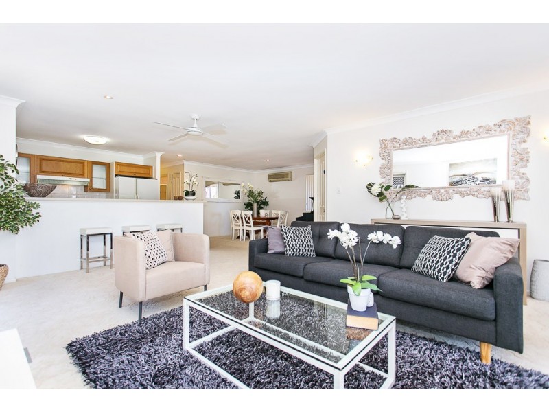 39 Leviathan Drive, Mudgeeraba QLD 4213