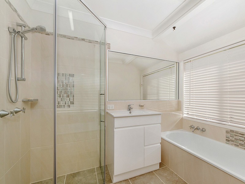 18 Tuesday Drive, Tallebudgera Valley QLD 4228