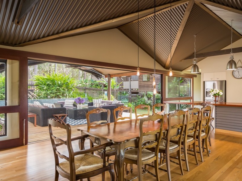 5 Tahlia Court, Bonogin QLD 4213