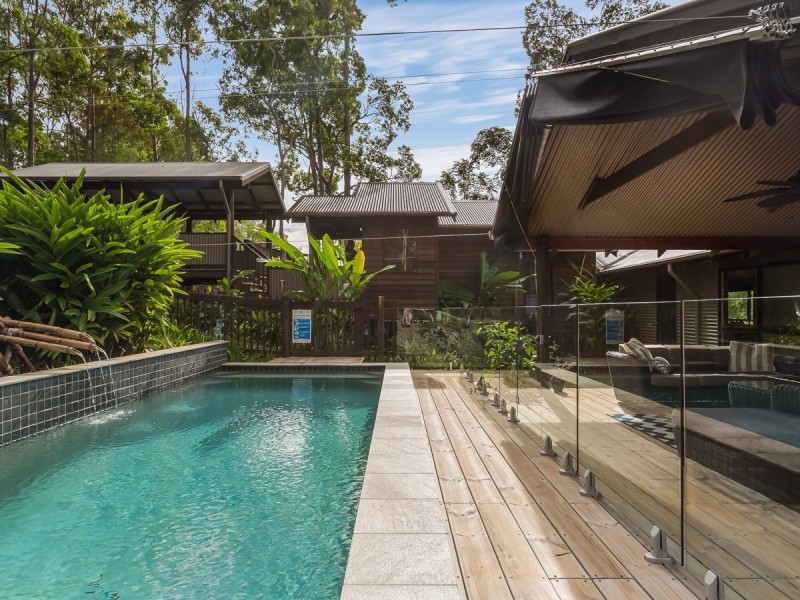 5 Tahlia Court, Bonogin QLD 4213