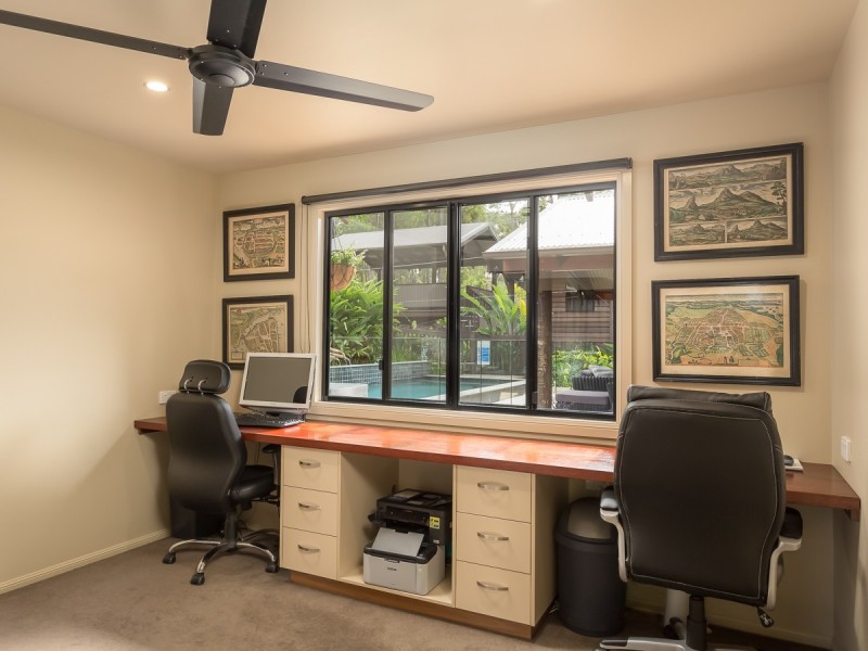 5 Tahlia Court, Bonogin QLD 4213