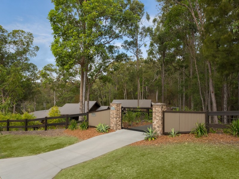 5 Tahlia Court, Bonogin QLD 4213