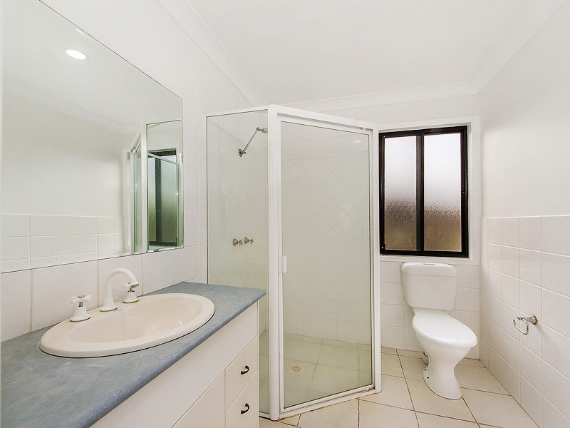 3/127 Eugaree Street, Southport QLD 4215