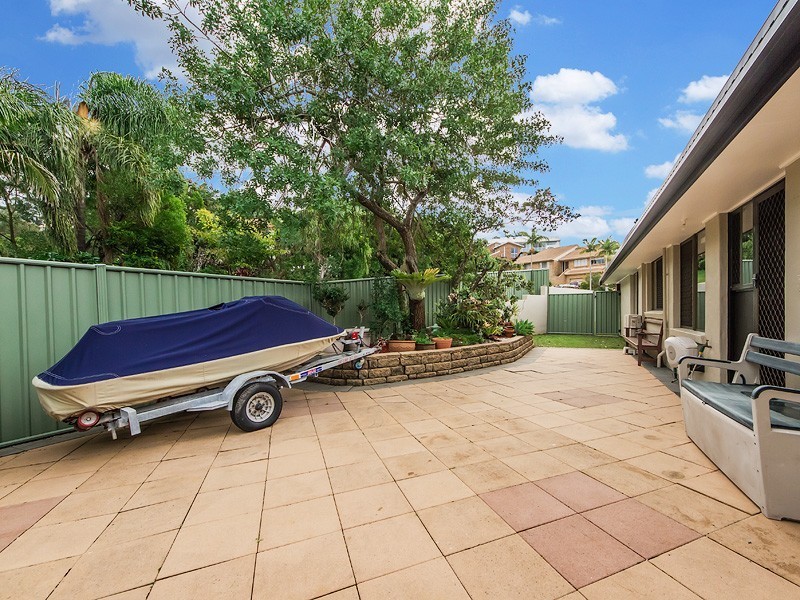 26 Swanbourne Way, Elanora QLD 4221