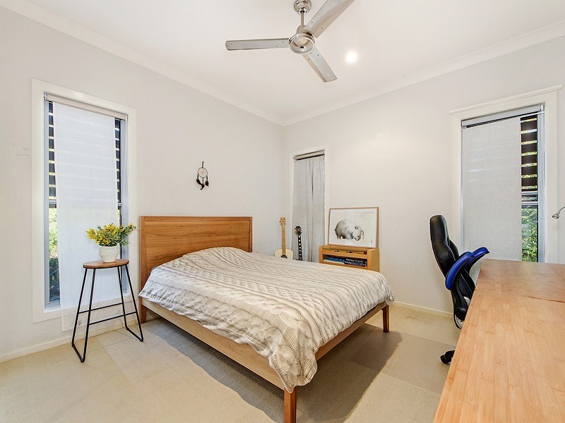 7-9 Calcita Avenue, Elanora QLD 4221