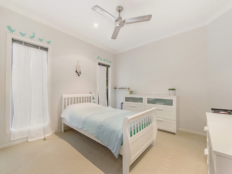 7-9 Calcita Avenue, Elanora QLD 4221