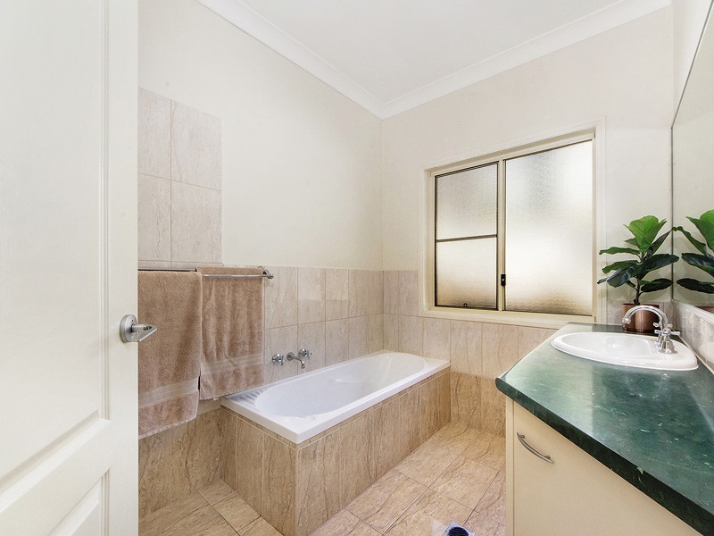 26 Callicarpa Street, Reedy Creek QLD 4227