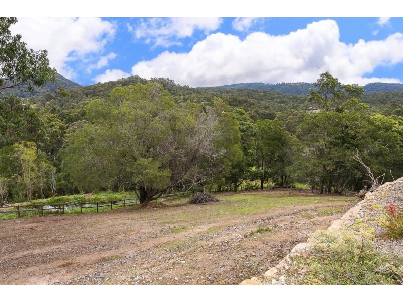 539 Bonogin Road, Bonogin QLD 4213