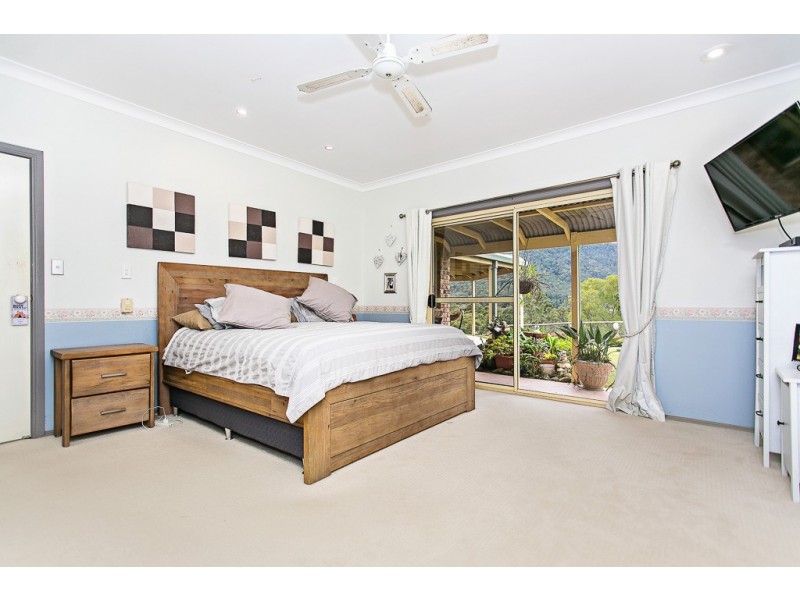 539 Bonogin Road, Bonogin QLD 4213