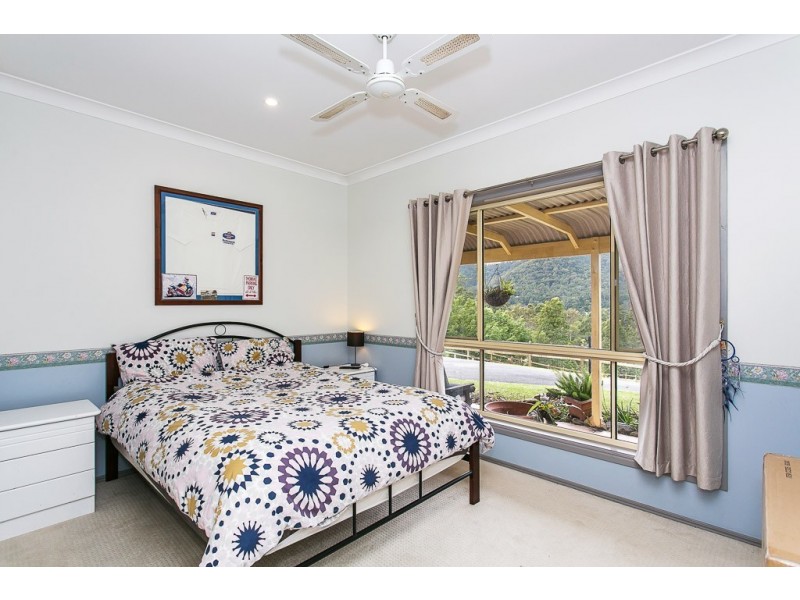 539 Bonogin Road, Bonogin QLD 4213