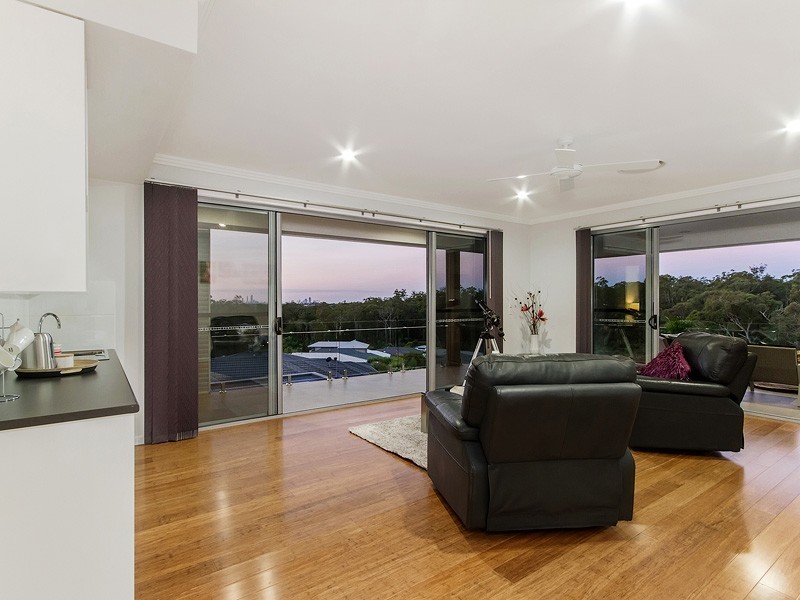 22 Panorama Drive, Reedy Creek QLD 4227