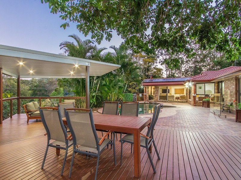 27 Monday Drive, Tallebudgera Valley QLD 4228