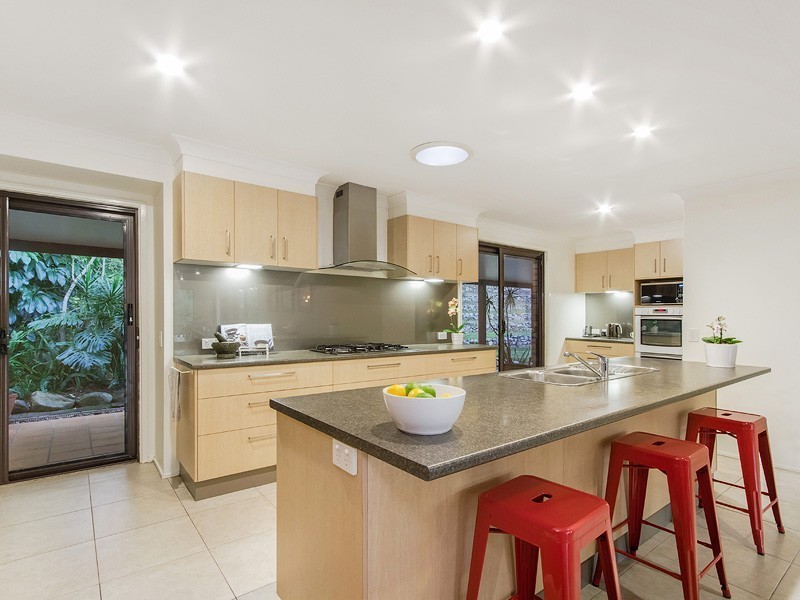 27 Monday Drive, Tallebudgera Valley QLD 4228