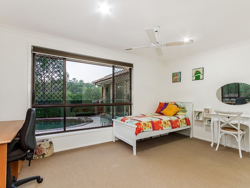 27 Monday Drive, Tallebudgera Valley QLD 4228