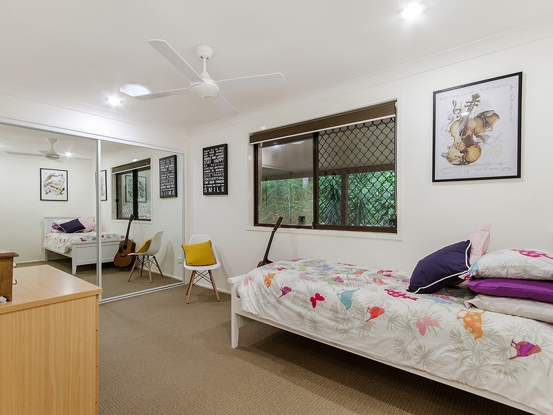 27 Monday Drive, Tallebudgera Valley QLD 4228