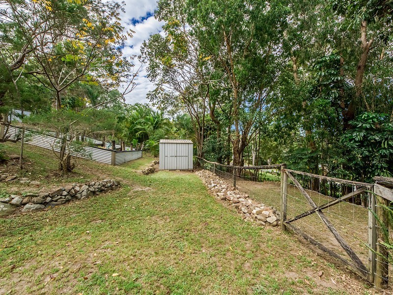 27 Monday Drive, Tallebudgera Valley QLD 4228