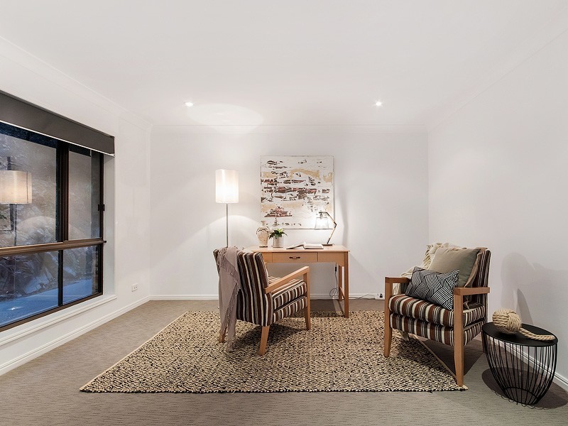 6 Akama Court, Mudgeeraba QLD 4213