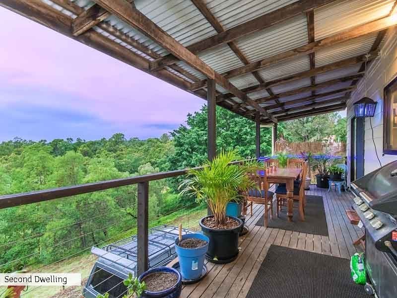 6 Akama Court, Mudgeeraba QLD 4213