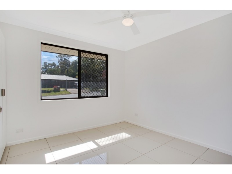 11 Moonbeam Parade, Mudgeeraba QLD 4213