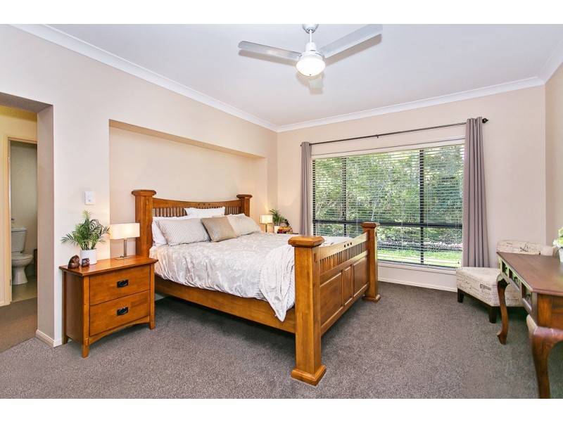 32 Canopy Drive, Bonogin QLD 4213