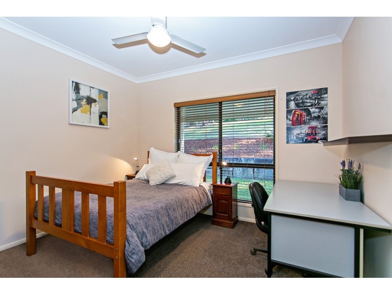 32 Canopy Drive, Bonogin QLD 4213