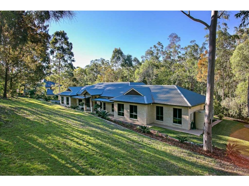 32 Canopy Drive, Bonogin QLD 4213