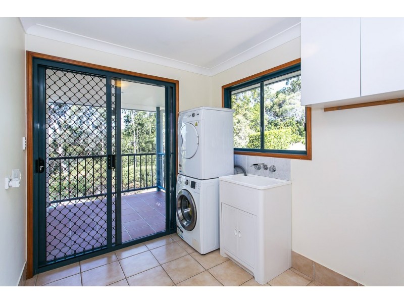 124 Strawberry Road, Bonogin QLD 4213