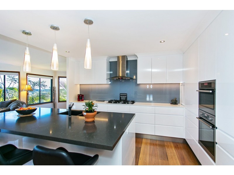 124 Strawberry Road, Bonogin QLD 4213