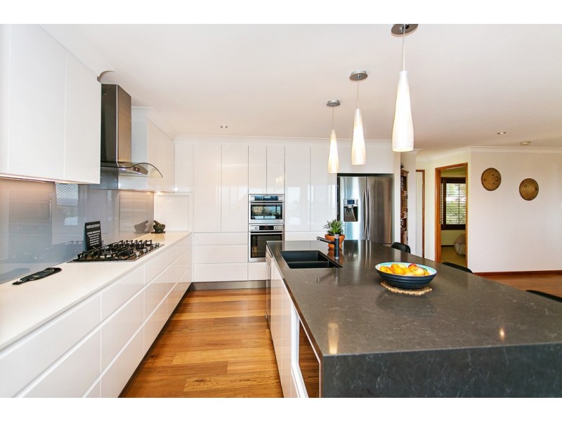 124 Strawberry Road, Bonogin QLD 4213