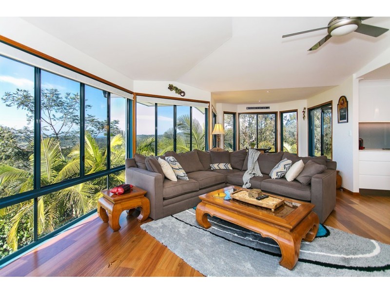 124 Strawberry Road, Bonogin QLD 4213