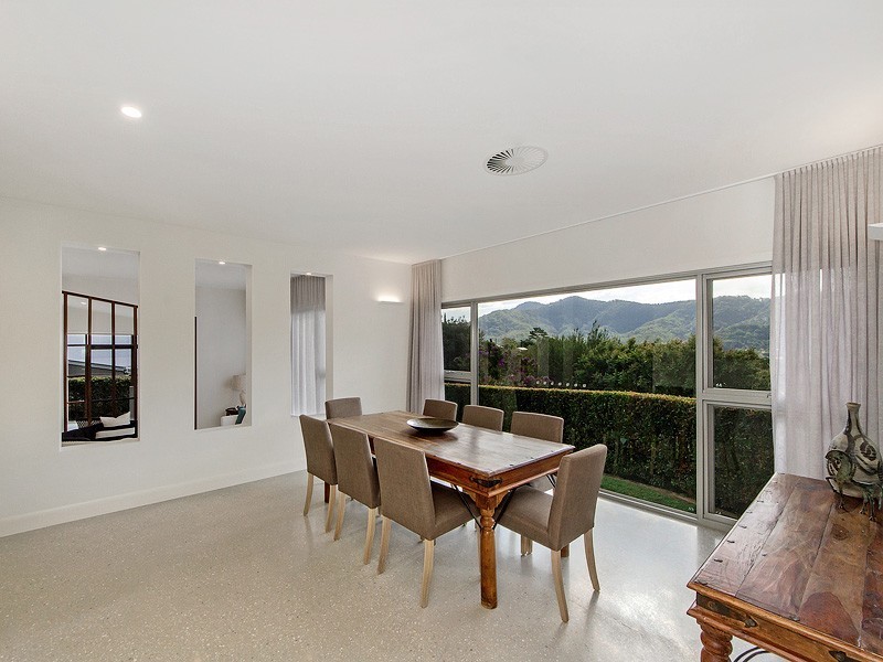 75 Rusty Court, Tallebudgera Valley QLD 4228