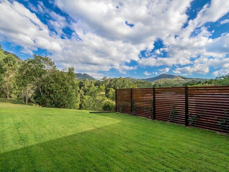 75 Rusty Court, Tallebudgera Valley QLD 4228