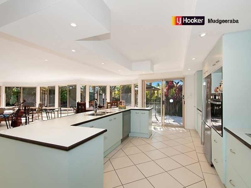 1 Basswood Court, Bonogin QLD 4213