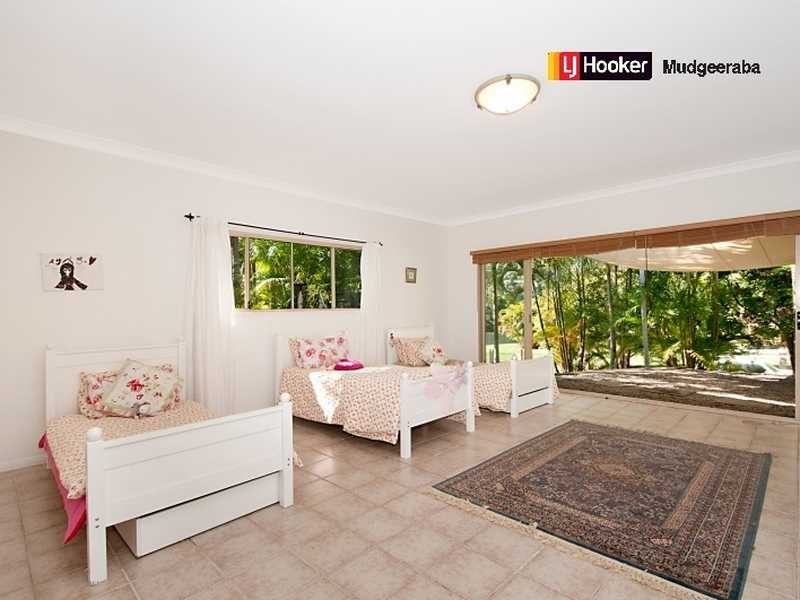 1 Basswood Court, Bonogin QLD 4213