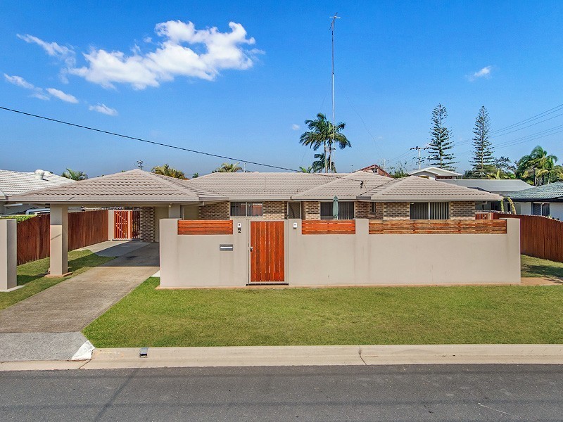 2 Illaroo Street, Palm Beach QLD 4221