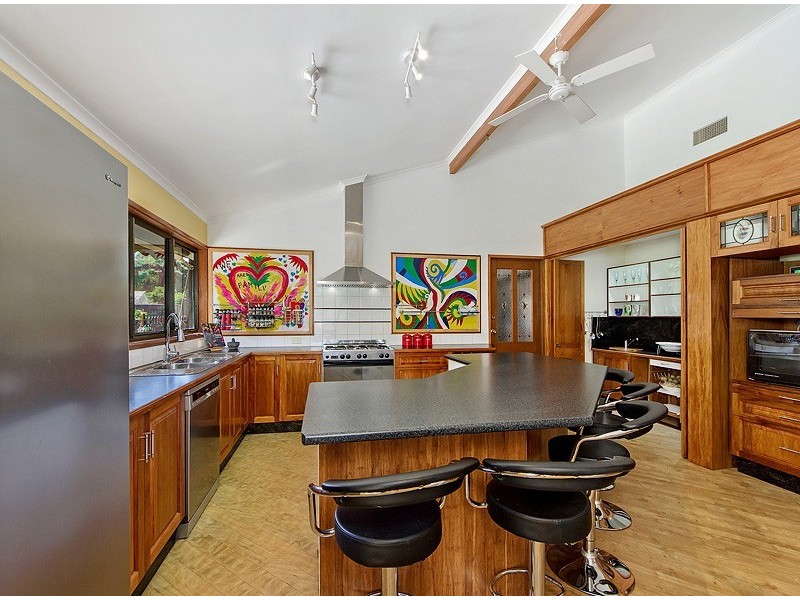 72 Coorabin Court, Tallebudgera QLD 4228